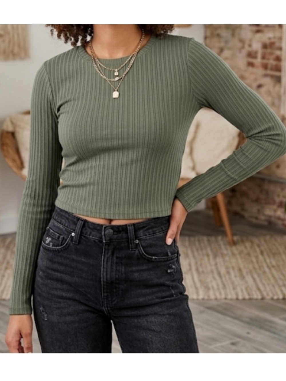 Bozzolo Olive Green Ribbed Long-Sleeve Crop Top
